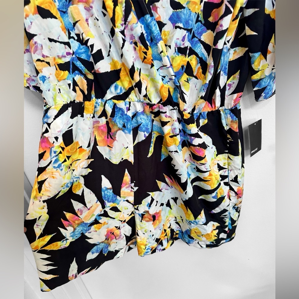 NWT!! Muse Printed Tropical Romper in Women’s size 14 - Picture 4 of 7